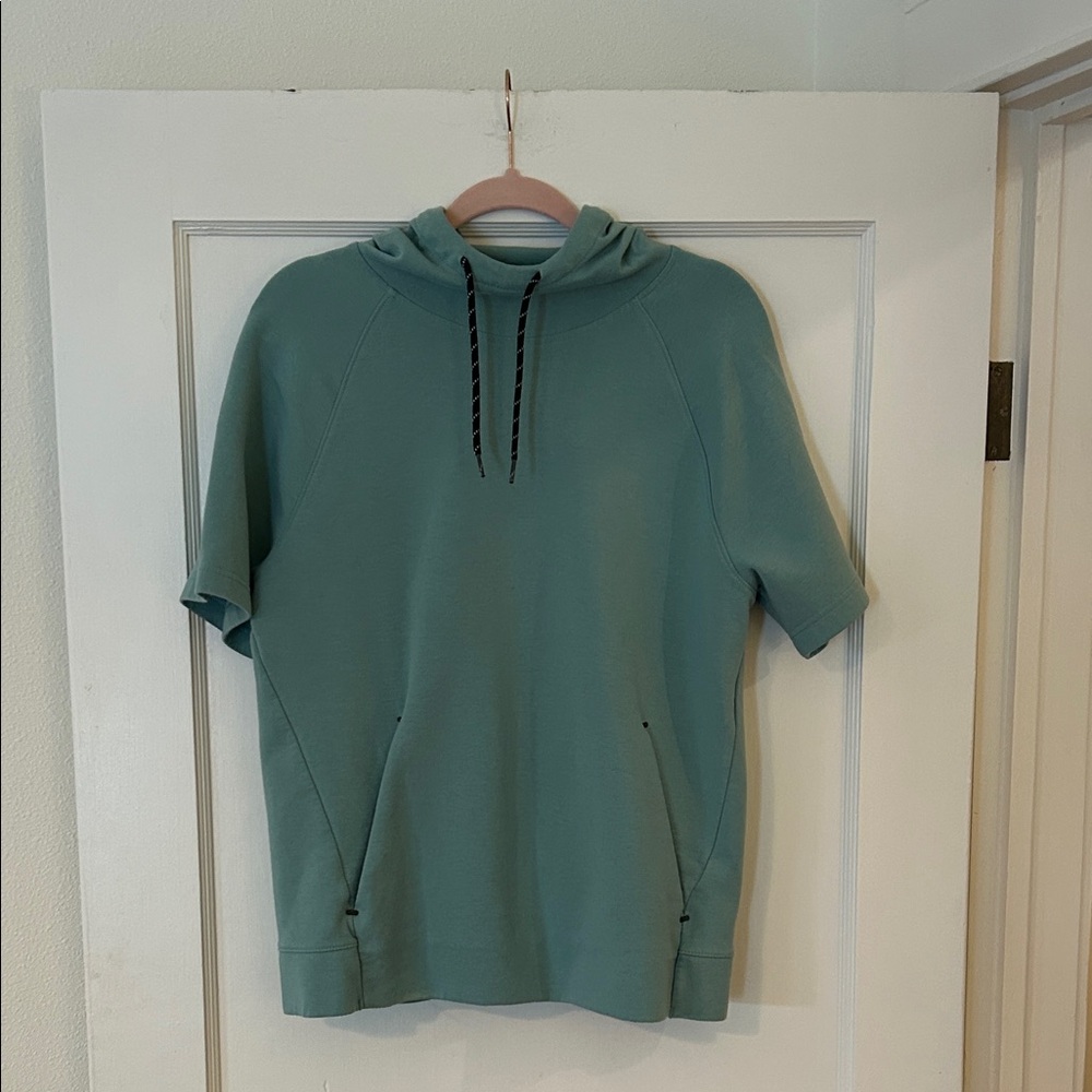 Old Navy Men's Green Short Sleeve Hoodie